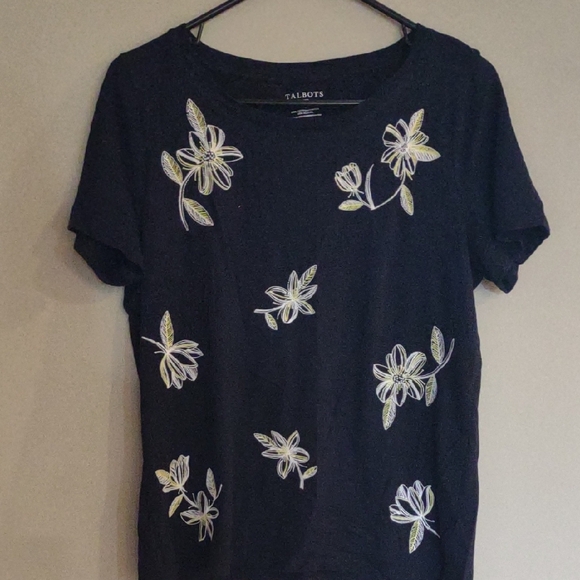 Talbots Women's Petite Large Blue Embroidered Floral Short Sleeve‎ Tee - Picture 1 of 4